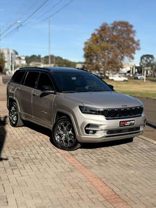 JEEP COMMANDER 2.0 TD380 TURBO DIESEL OVERLAND AT9 JEEP COMMANDER 2.0 TD380 TURBO DIESEL OVERLAND AT9